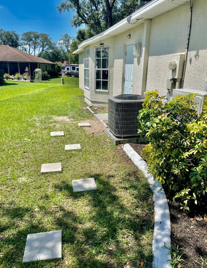 Weeki Wachee Guest Suite Spring Hill Exterior photo
